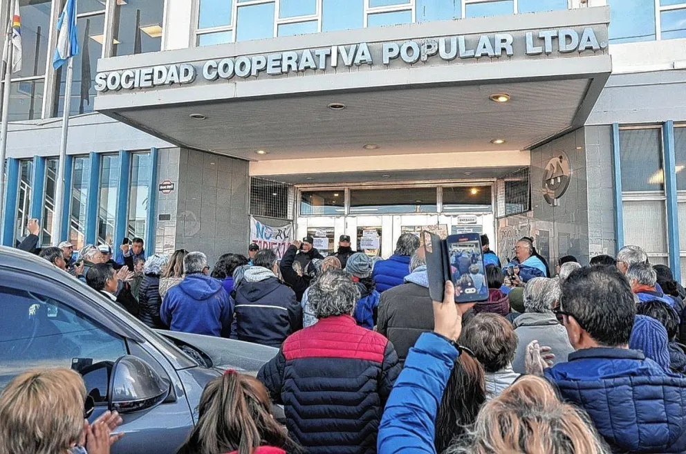 Vecinos autoconvocados presentaron un amparo judicial solicitando información a la SCPL