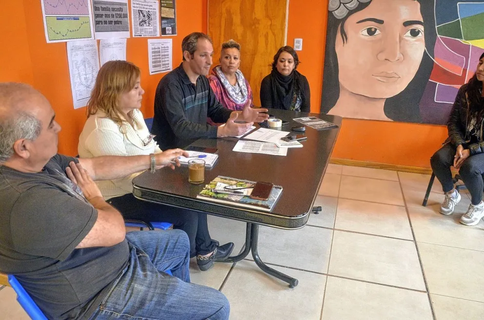 Murphy: “Se condena a la indigencia a docentes que trabajan en las escuelas públicas de Chubut”