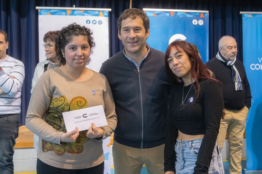 El Municipio entregó $51 millones a cooperadoras escolares