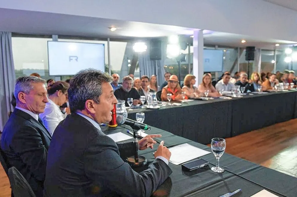 Massa dijo que el “endeudamiento feroz” en la Argentina “es una herencia que va a perseguir al país por muchos años”