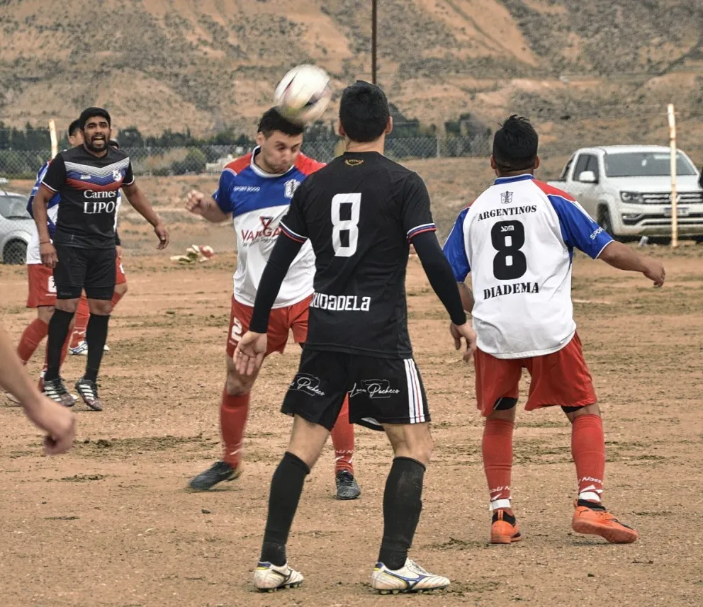 Argentinos Diadema sigue siendo perfecto