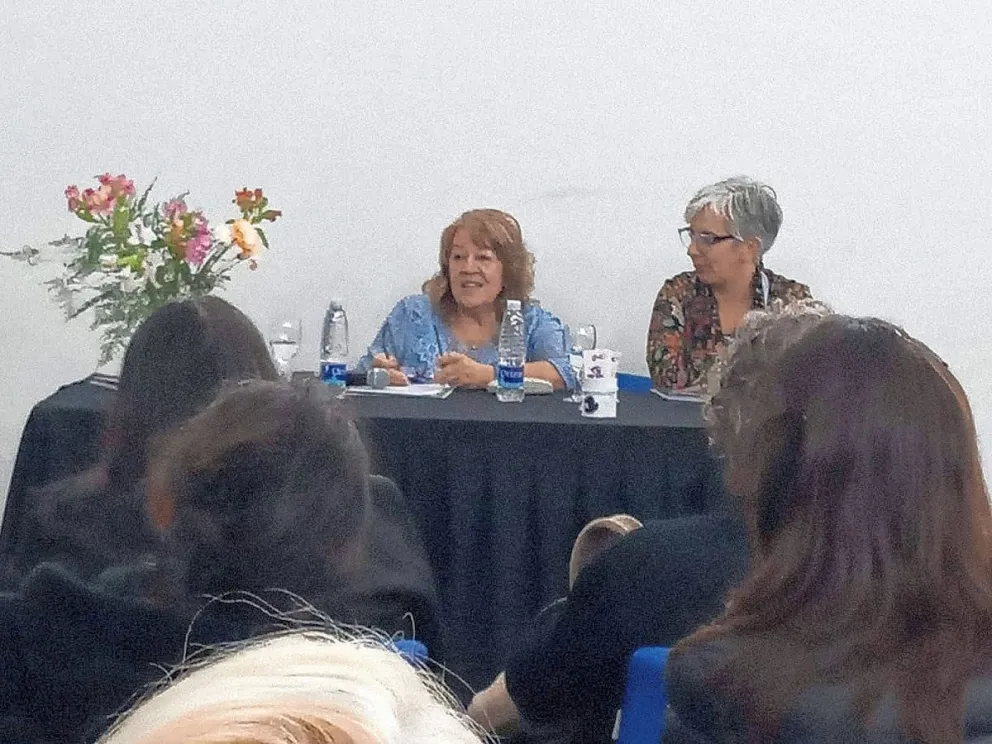 Emotividad y amplia participación en la presentación de “Mi Propio Rescate”
