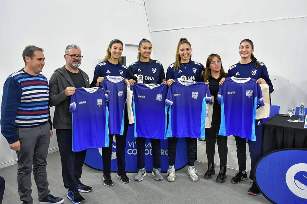 Vóley: Los seleccionados sub 19 de Argentina concentran en Comodoro