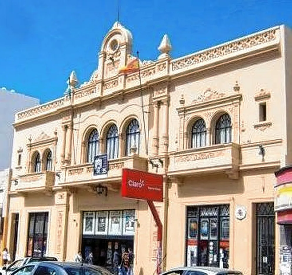 Noche de Gala por el 25 de Mayo y por los 89 años del Teatro Español