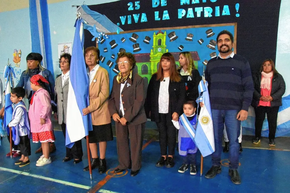 La red barrial del San Martín realizó variedad de actividades por el 25 de Mayo