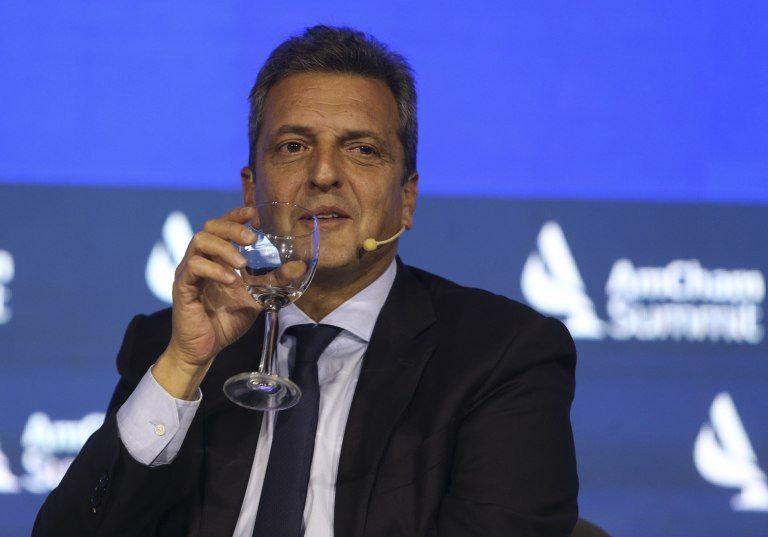 Massa viaja China en busca de financiamiento