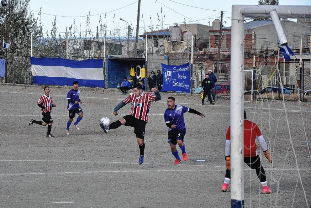 Defensa y precisión en Stella Maris para ganarle al “Santo”