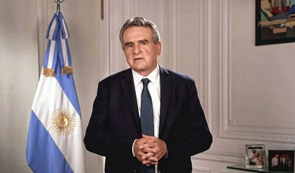 Rossi lanzó su precandidatura y prometió resolver "inflación, inseguridad e incertidumbre"