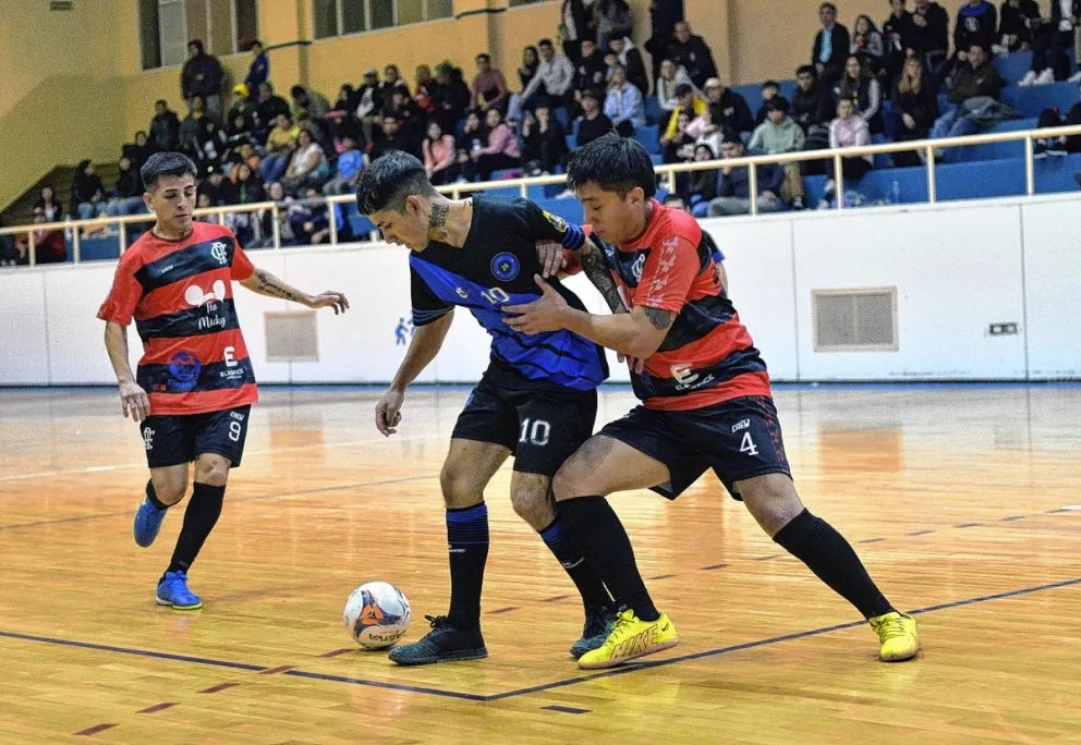 El futsal aprovechó el fin de semana largo