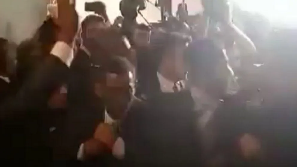 Custodios de Nicolás Maduro agredieron a periodistas tras la cumbre de presidentes en Brasilia