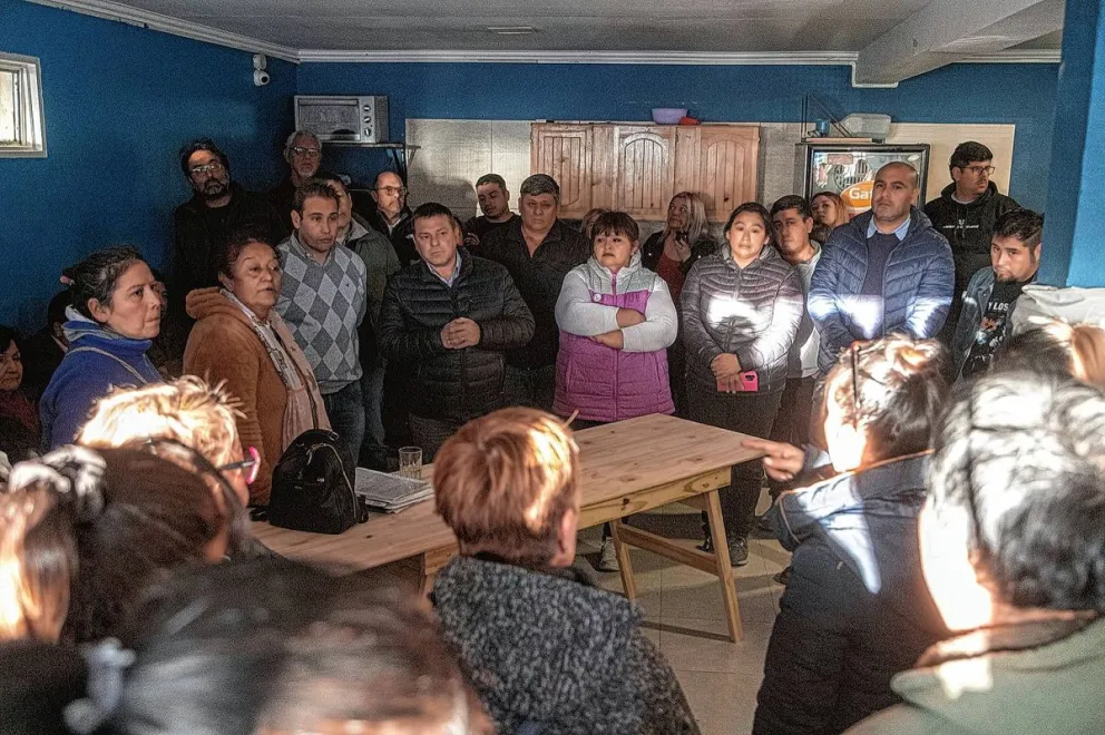 Funcionarios municipales se reunieron con vecinos de Fracción 14 para dialogar sobre las obras en ejecución