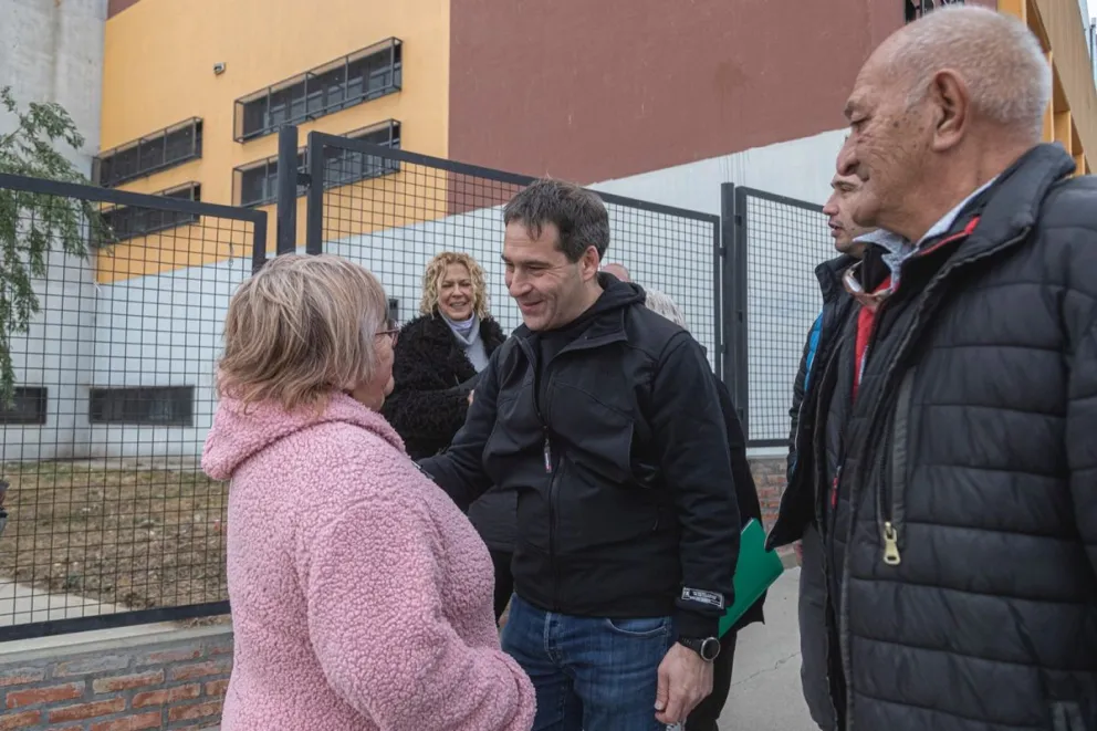 El Municipio iniciará las obras de refacción y mejoramiento en el Gimnasio Municipal N° 3 y dos plazas del barrio Máximo Abásolo