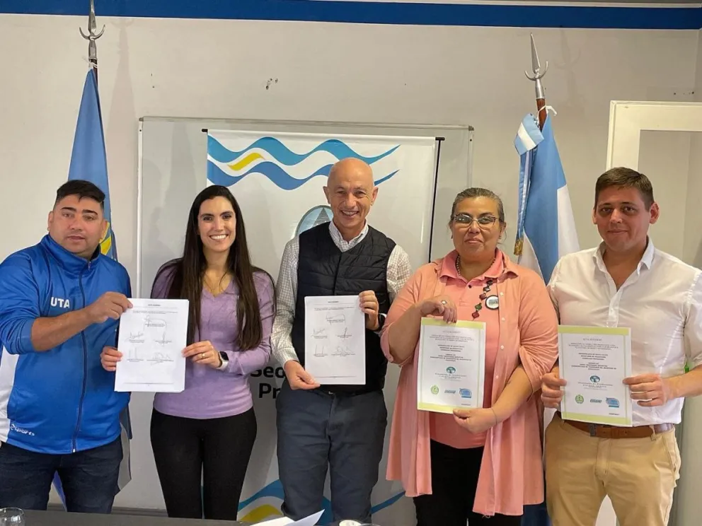 “Conducción Profesional para Transporte de Pasajeros en Vehículos de más de 20 Plazas”, destinado a mujeres y diversidades