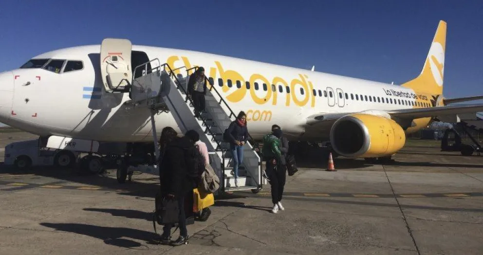 Vuelos cancelados y miles de pasajeros afectados por una restricción del Gobierno a Flybondi