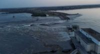 Guerra en Ucrania: explotó una represa en Jerson y hay miles de evacuados por inundaciones