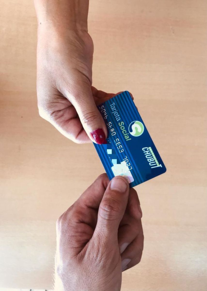 Provincia depositó los fondos de la Tarjeta Social