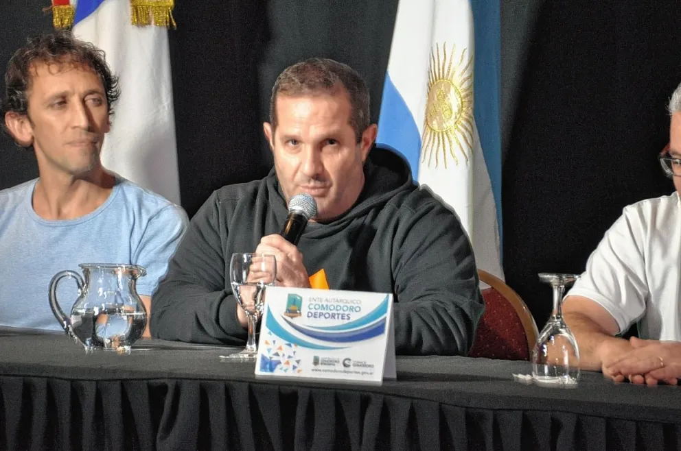 Presentaron el Torneo Binacional de Handball “Copa Comodoro Rivadavia”