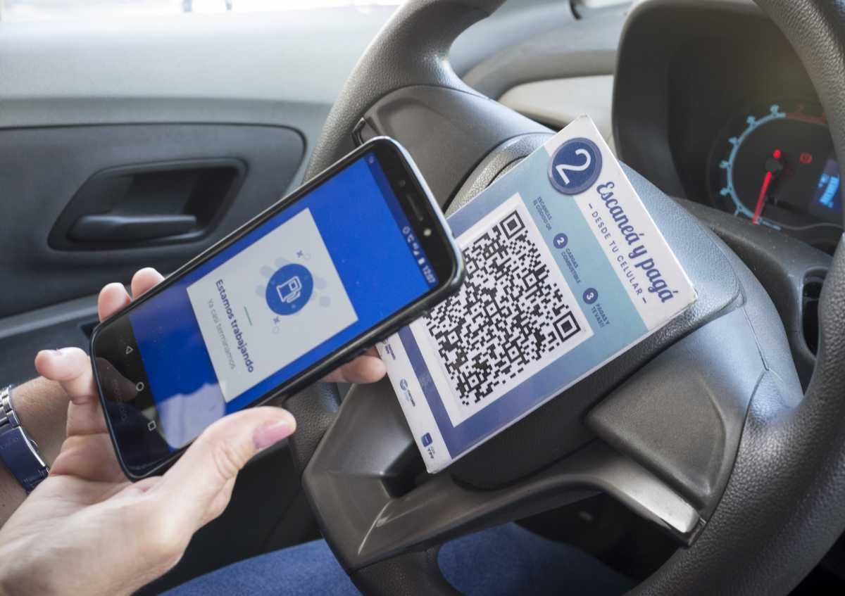 El fenómeno del QR: por primera vez los pagos con transferencia superan a las operaciones con tarjeta de débito