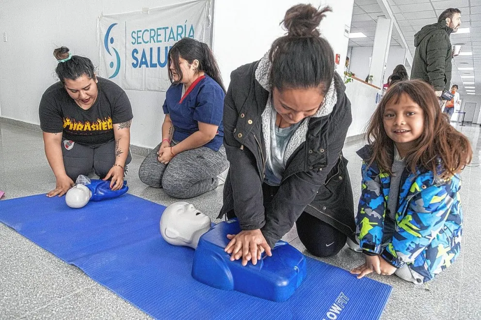 Miles de vecinos de zona norte fueron atendidos en el Mega Tráiler de Salud que estuvo durante un mes