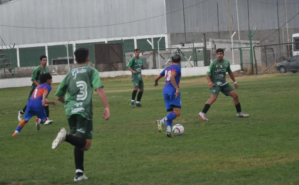Debut para Petroquímica y la C.A.I.