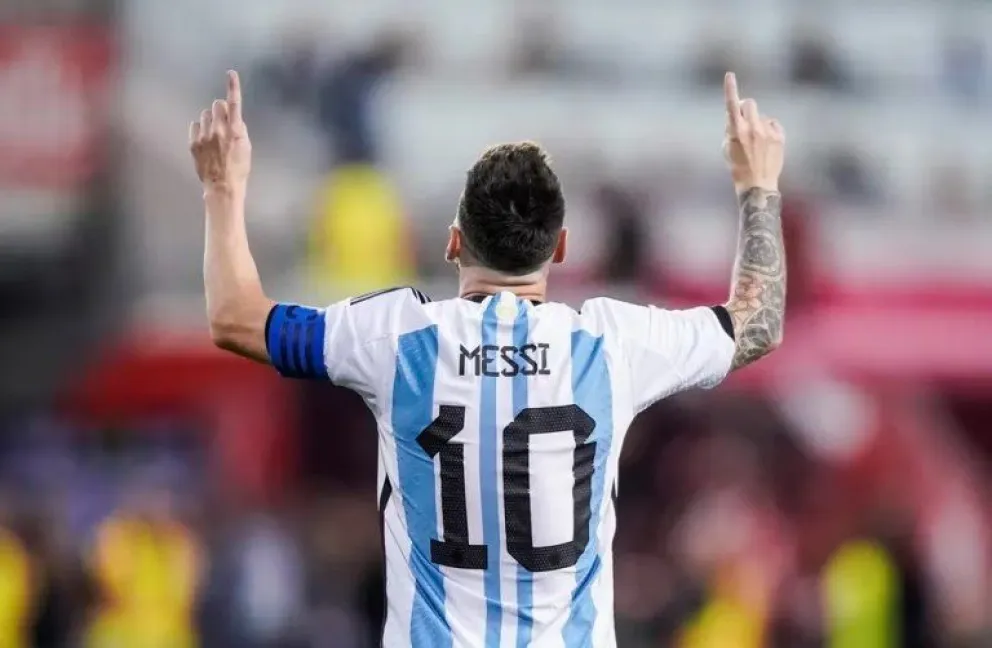 Messi será titular frente a Australia pero no viajará al segundo amistoso de la Selección