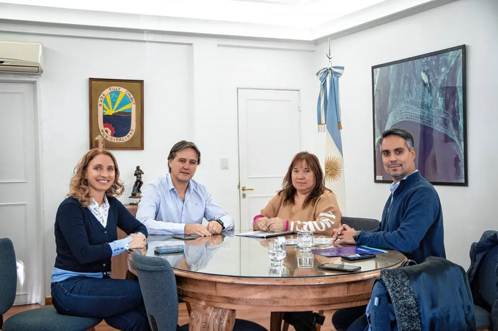 Plan de 77 cuadras en Rada Tilly: Se firmó el contrato de obra pública