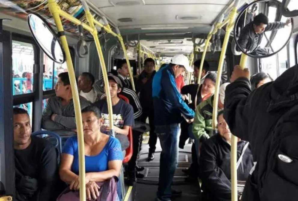 Chubut aumentó un 50% el subsidio a las empresas de transporte para garantizar su normal funcionamiento