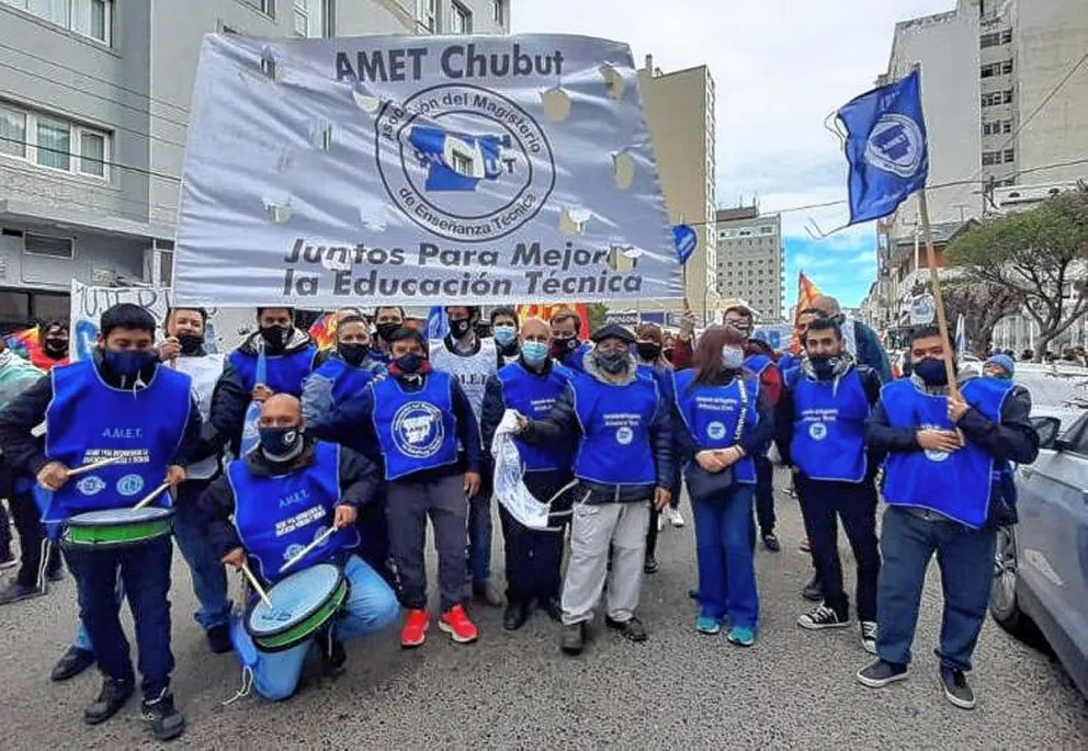 Hoy y mañana habrá paro activo de AMET