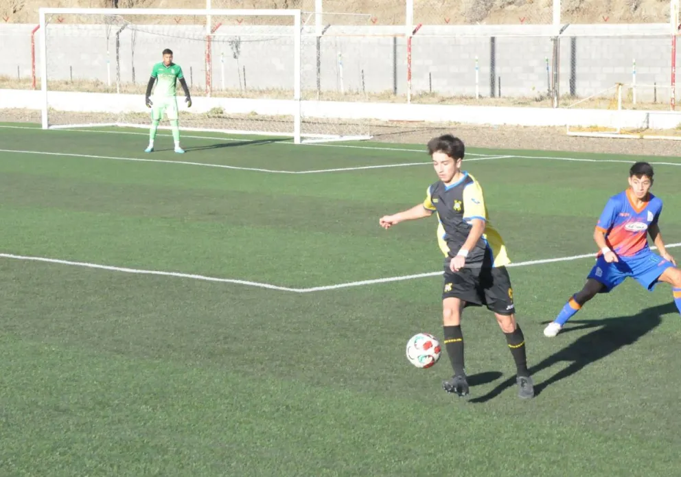 Rada Tilly se hace imbatible de local