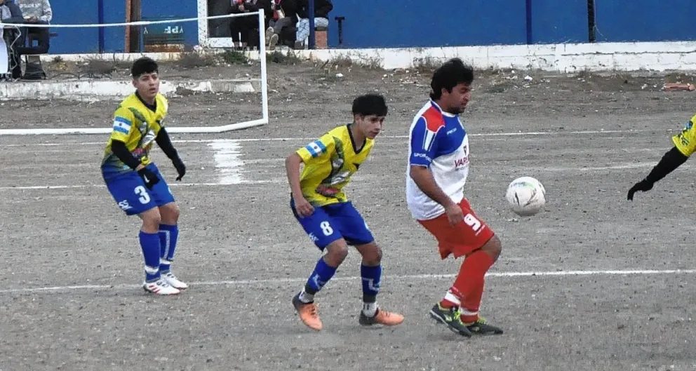 Diadema y Oeste suspendido por batalla entre hinchadas