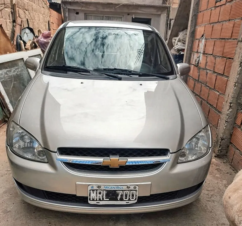 Cuantioso robo en una casa del barrio San Martín: Se llevaron hasta el auto que tenían estacionado en el patio