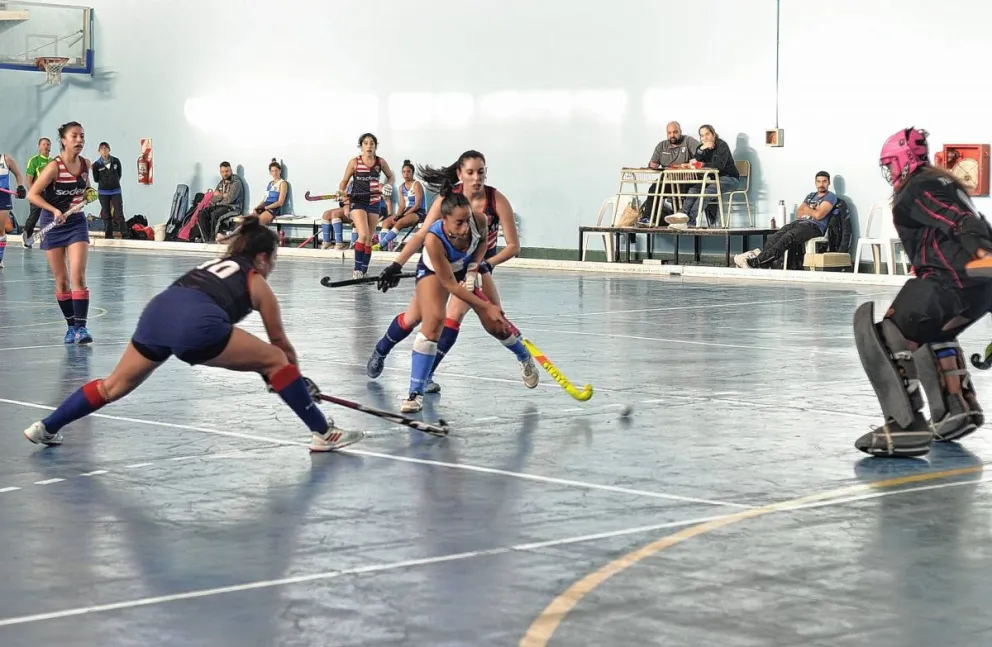 Se juegan 8 partidos por el torneo de Pista en Chenque