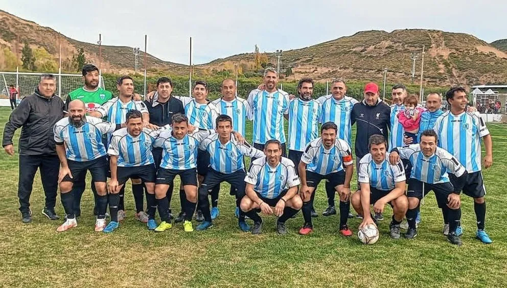 El fútbol de veteranos sigue en competencia