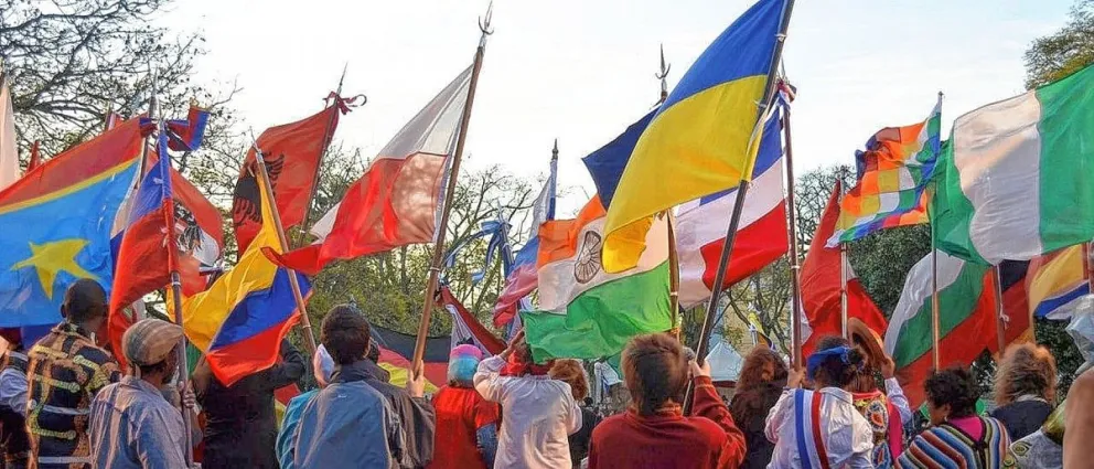 Está disponible la encuesta nacional para los migrantes de Argentina