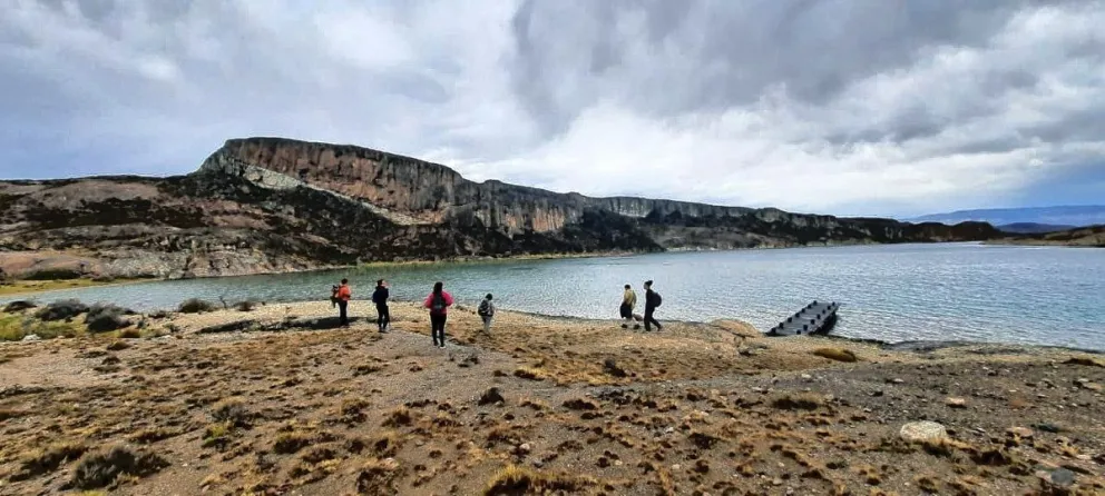 Lago Posadas promueve la escalada como actividad deportiva para niños y adultos