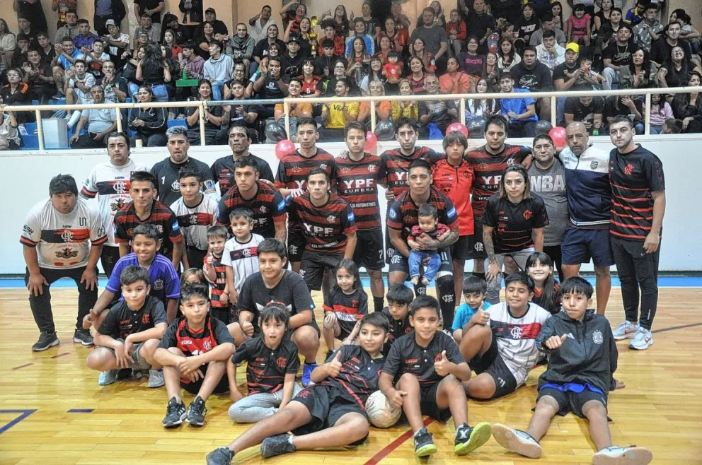 Futsal: Debutan los equipos comodorenses en Mendoza
